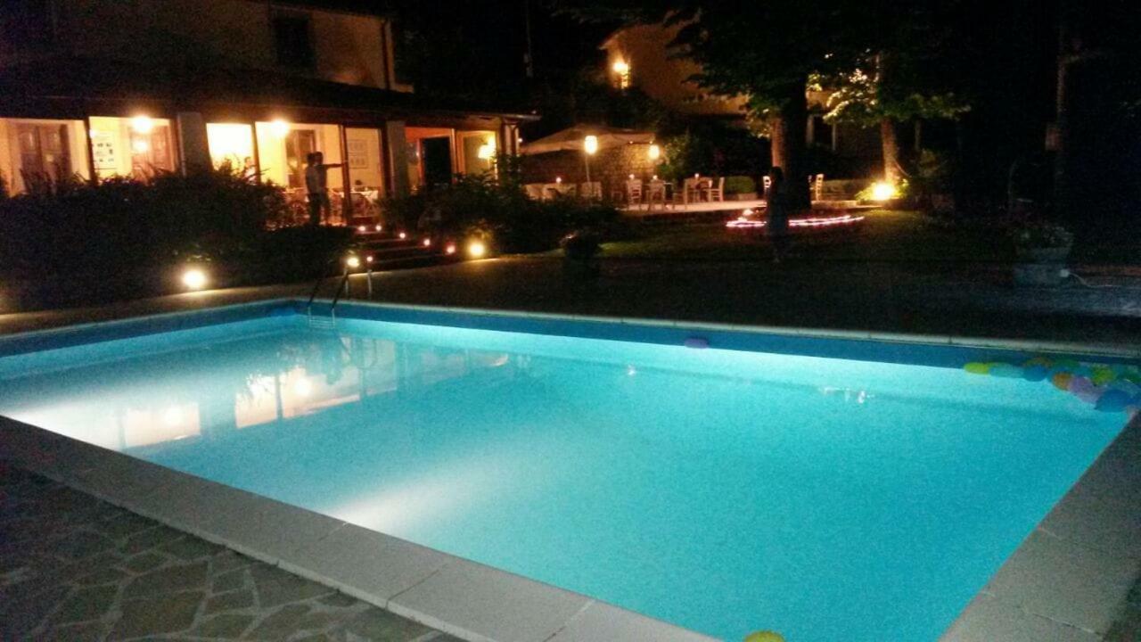 הוילה Tortorici Valle Maira, Agriturismo Nel Parco Dei Nebrodi מראה חיצוני תמונה