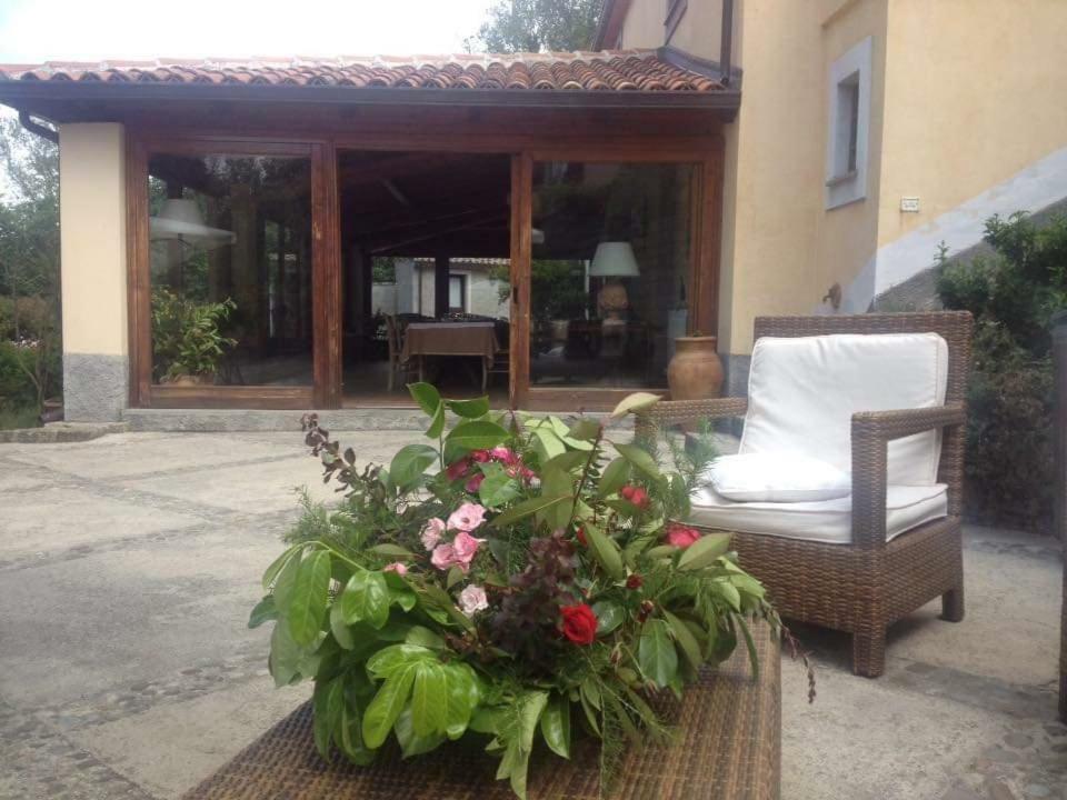 הוילה Tortorici Valle Maira, Agriturismo Nel Parco Dei Nebrodi מראה חיצוני תמונה