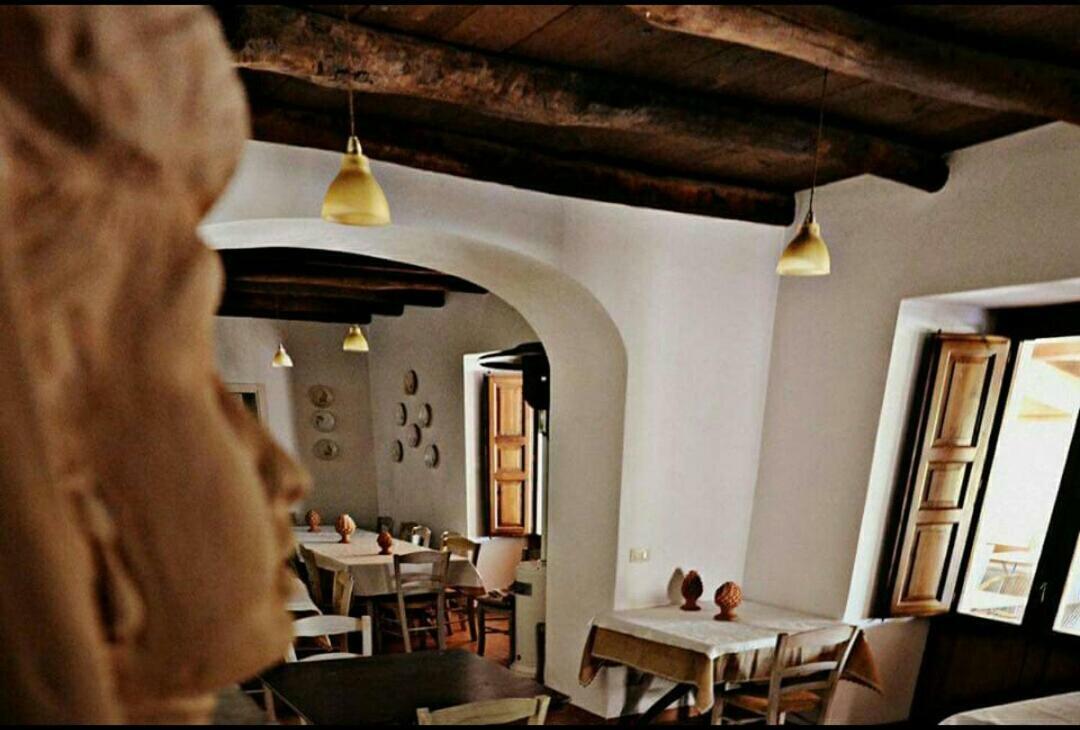הוילה Tortorici Valle Maira, Agriturismo Nel Parco Dei Nebrodi מראה חיצוני תמונה